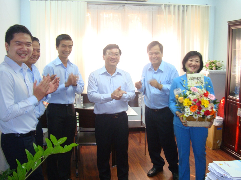 22-21-639737dc6d3ee45846bfc23606515127.j