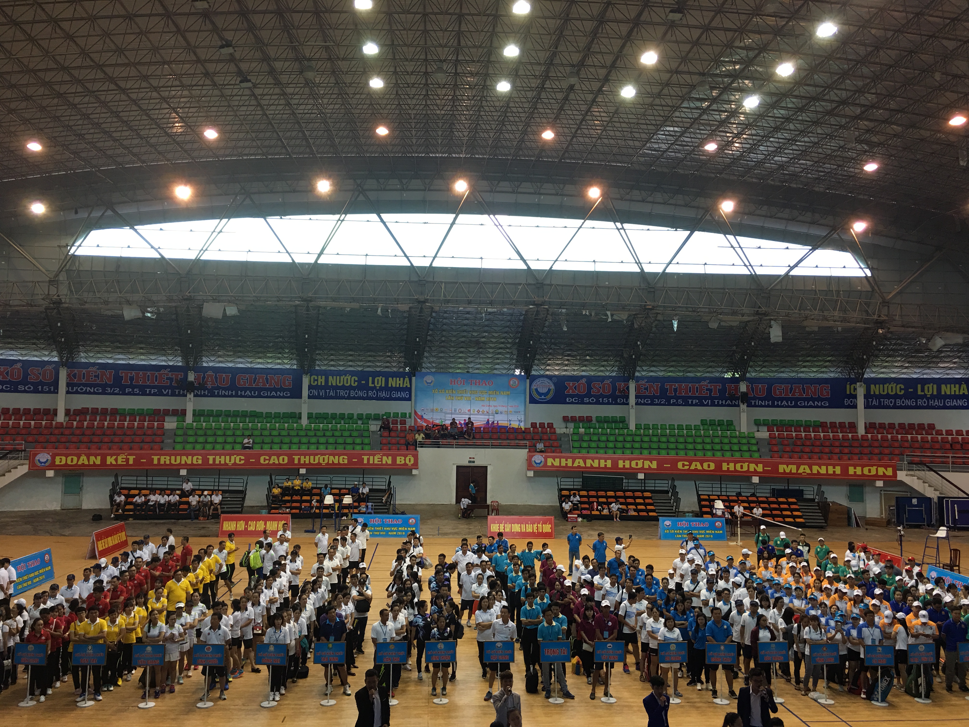 24-hinh-1-016838240bcccfbc44a44f09e495d2