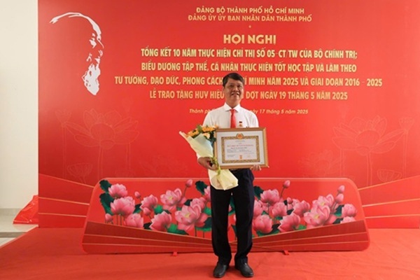 20-30-n-m-tu-i-ng-c-1--b4ec49c768d184950