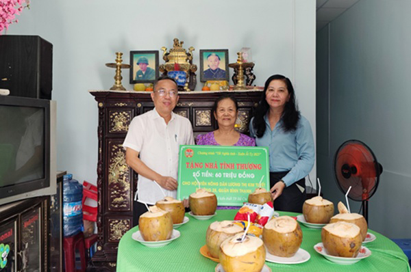 05-trao-nh-t-nh-thu-gn-2025-2--f3756923b